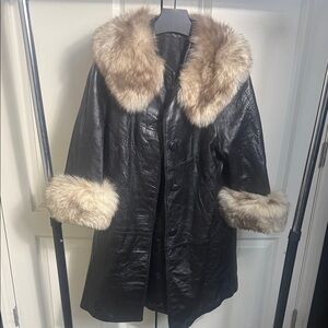 Vintage 1970’s Leather Car/Trench Coat w/ Fur Collar & Sleeves